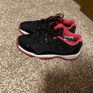 Air Jordan 11 low breds